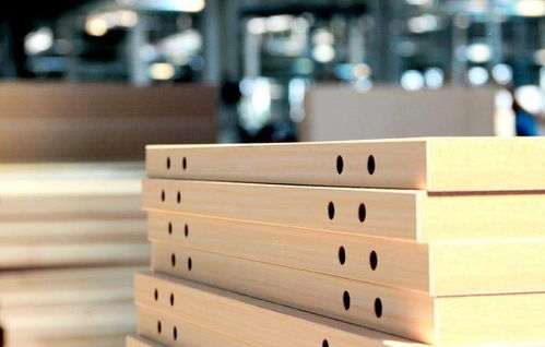 全屋定制為何青睞實(shí)木多層板？五大核心優(yōu)勢(shì)揭秘